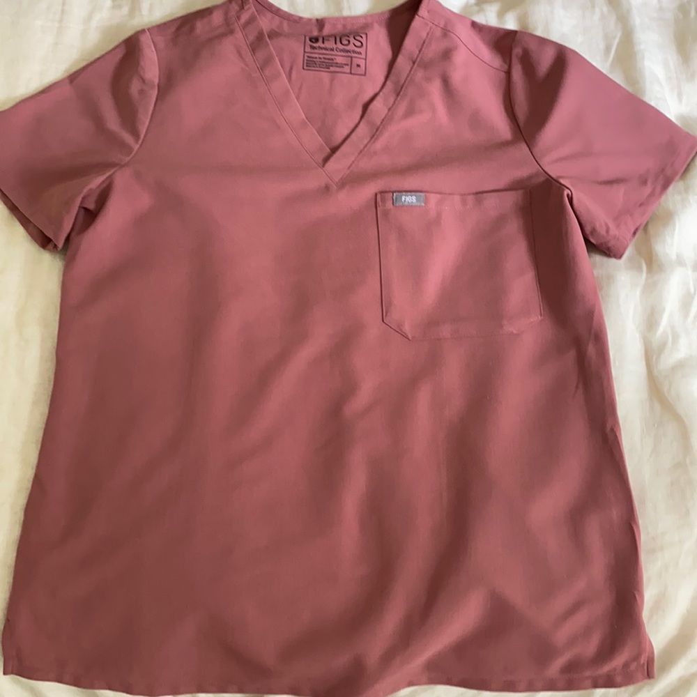 Catarina™ One-Pocket Scrub Top in Mauve